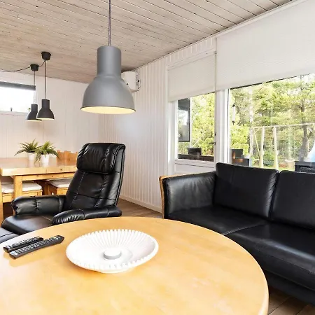 6 Person In Holiday home *
