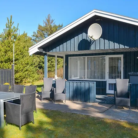 Holiday home 6 Person In *